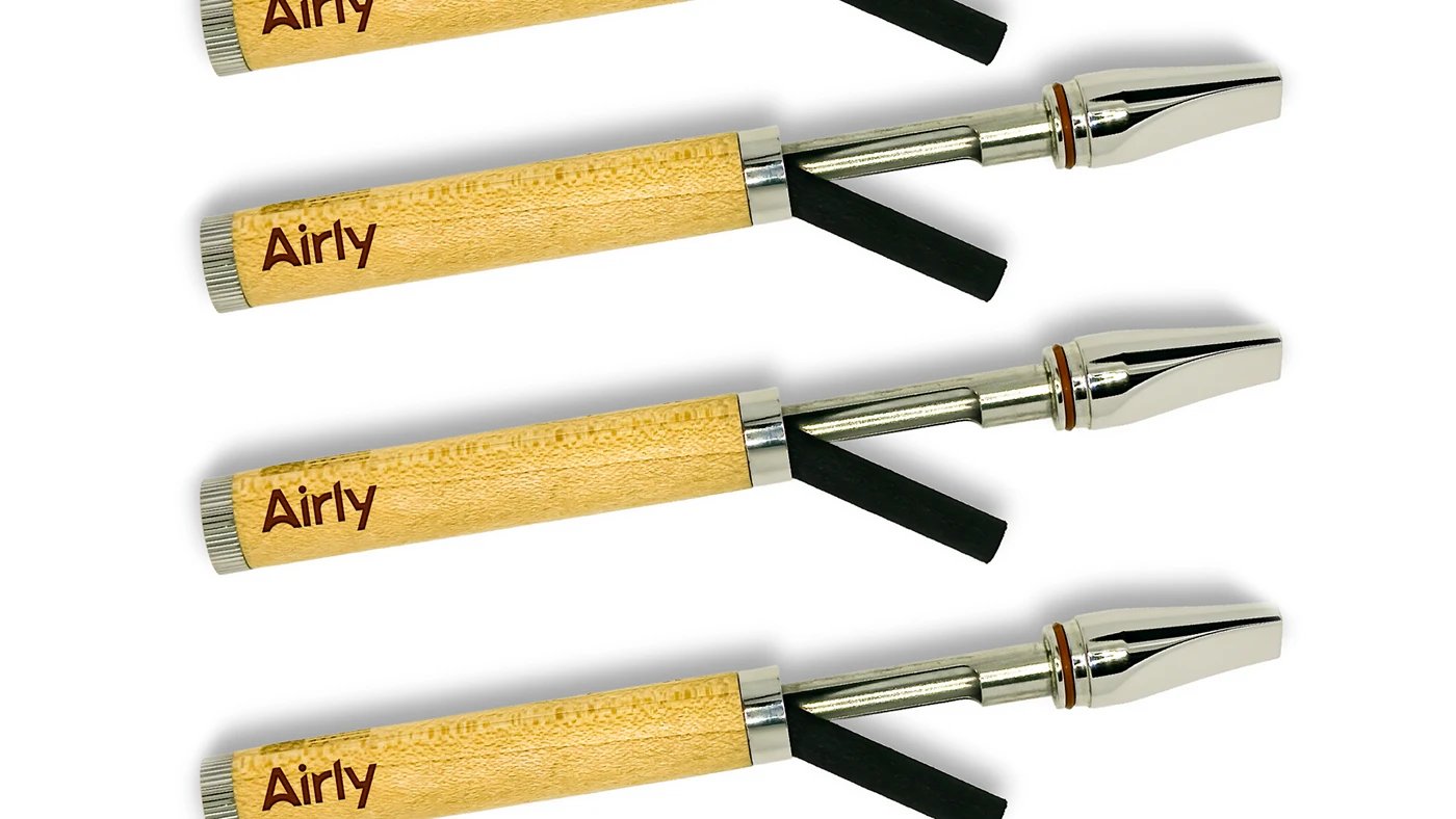 Airly – Branding & Packaging – Vue 15